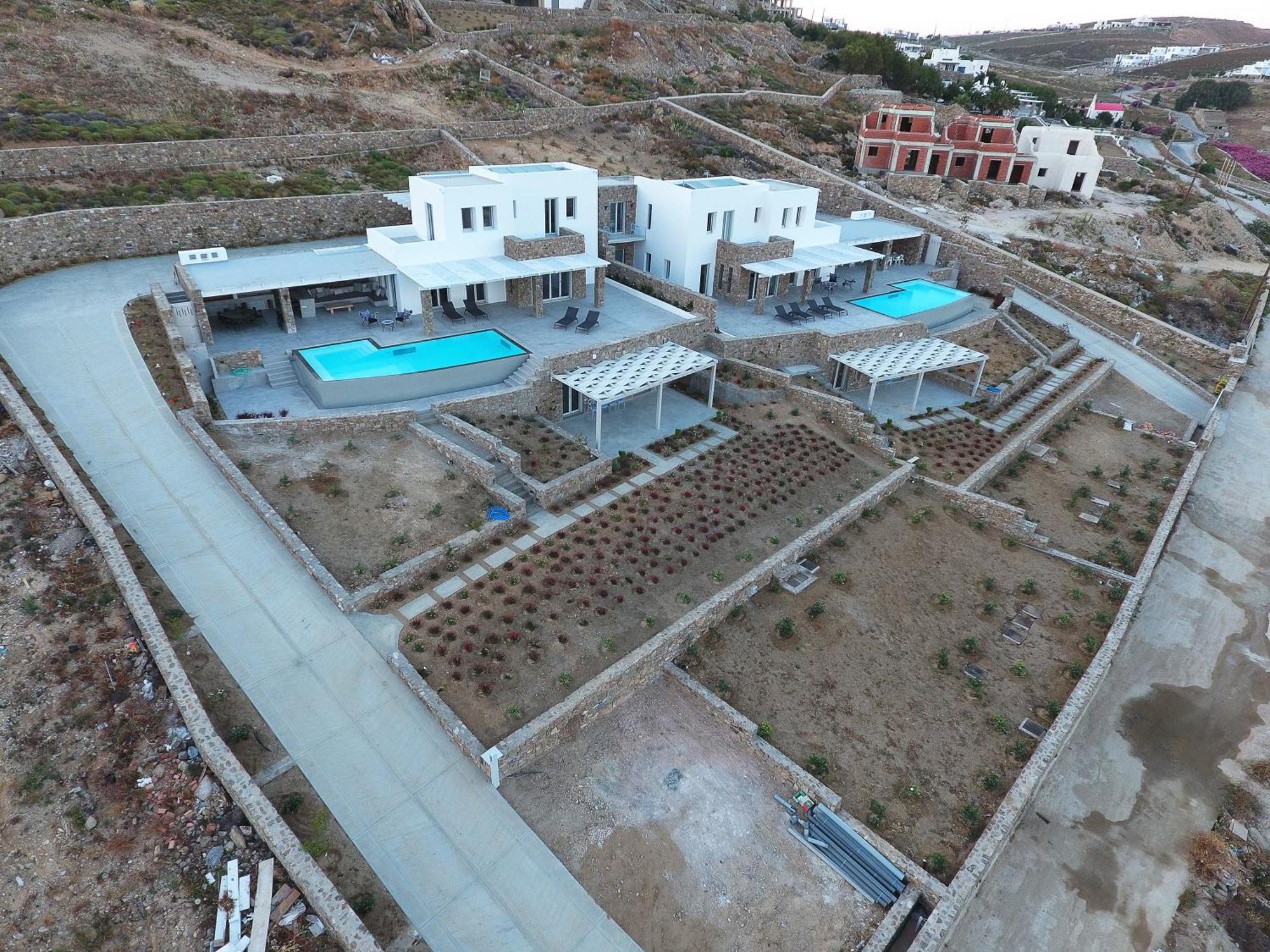 Villa The Mykonist Executive Elia Beach *